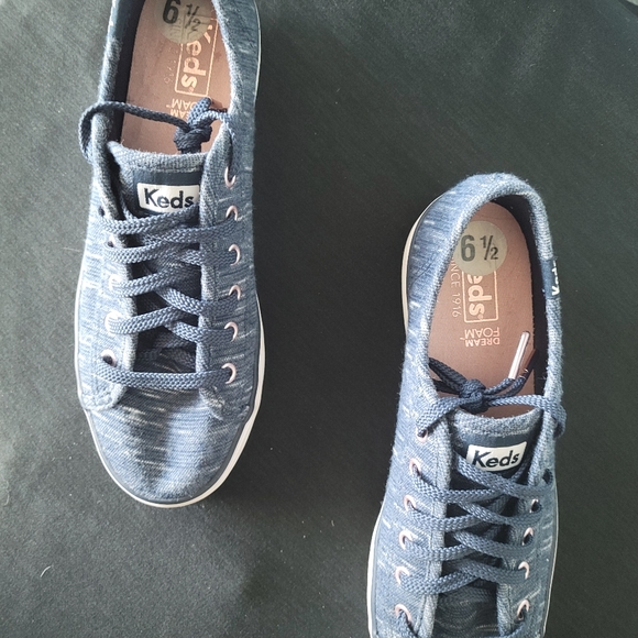 Keds Triple Kick navy sneakers size 8.5 - Picture 2 of 7